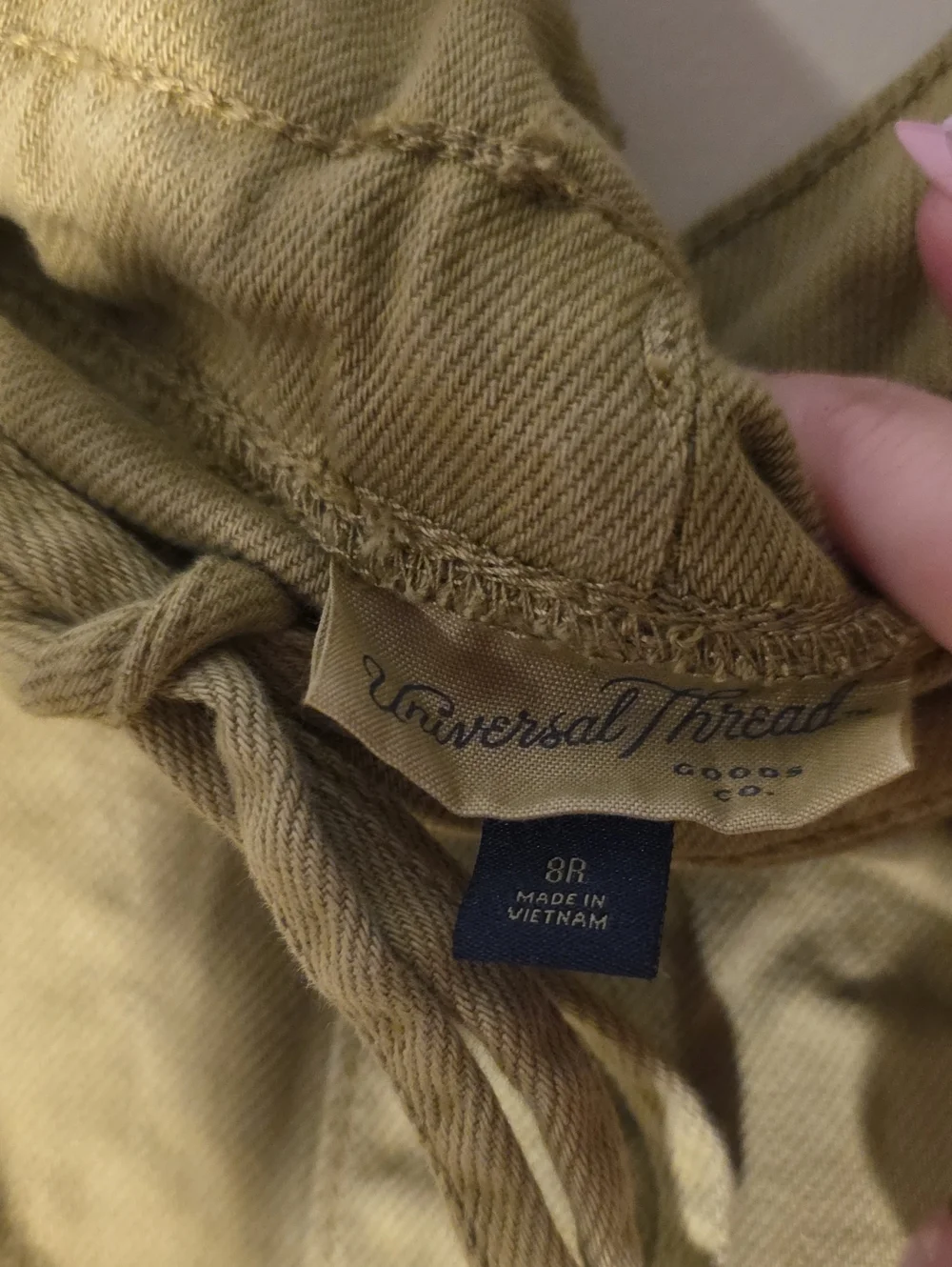 Universal Thread Adjustable Tie Jeans